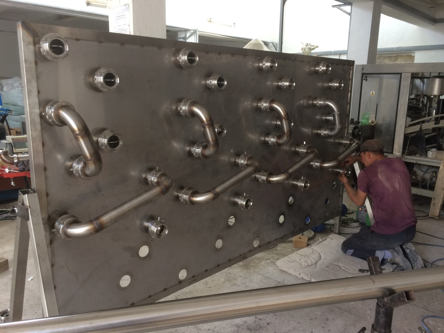 Изготовление промышленных резервуаров для производства и хранения